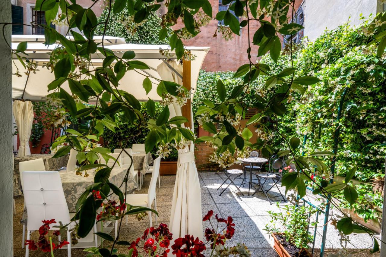 Hotel Apostoli Garden เวนิส ภายนอก รูปภาพ